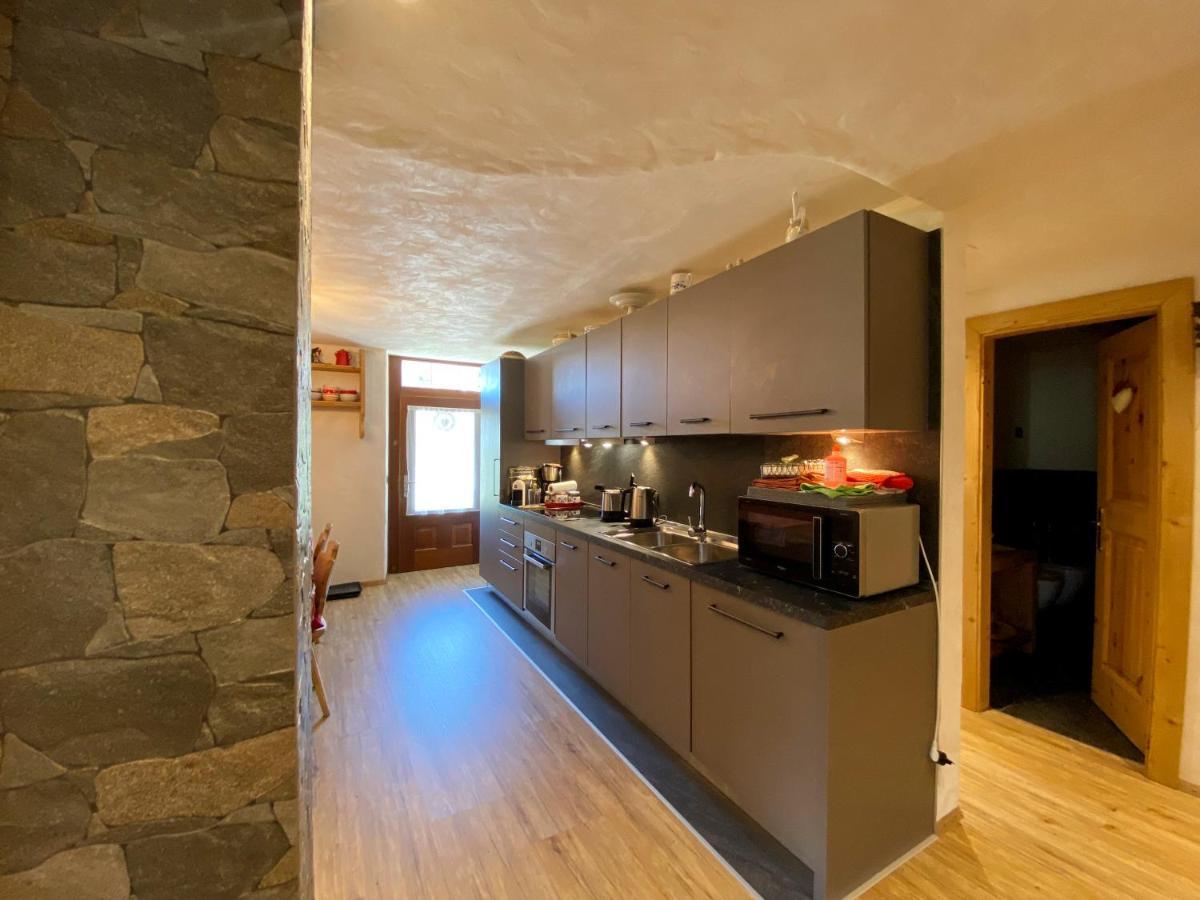 Mountain Chalet Milly Livigno Exterior photo