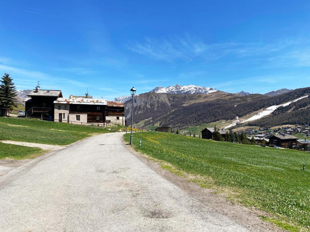 Mountain Chalet Milly Livigno Exterior photo